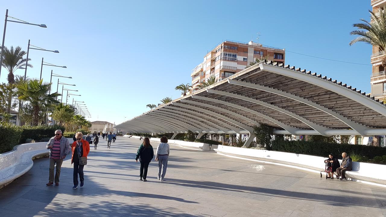 Apartamento Torrevieja Buitenkant foto